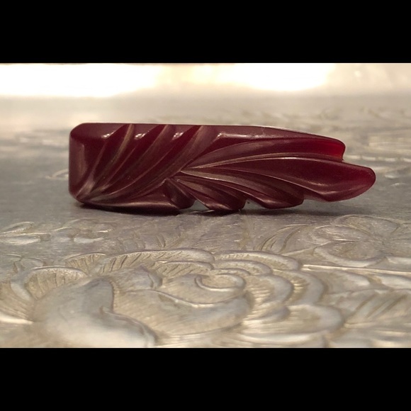 Bakelite Accessories - Vintage Bakelite Maroon Scarf Pin